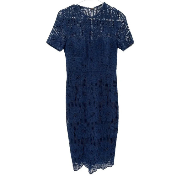 Trina Turk Dresses & Skirts - Trina Turk Women's Navy Blue Lace Sheath Dress Short Sleeve Back Zip Size 2